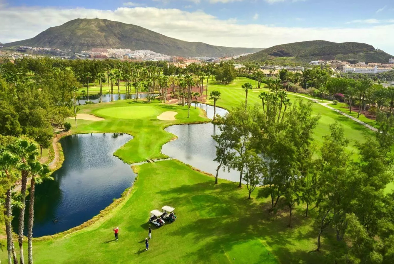 Galeria-Golf-Las-Americas-02.jpg