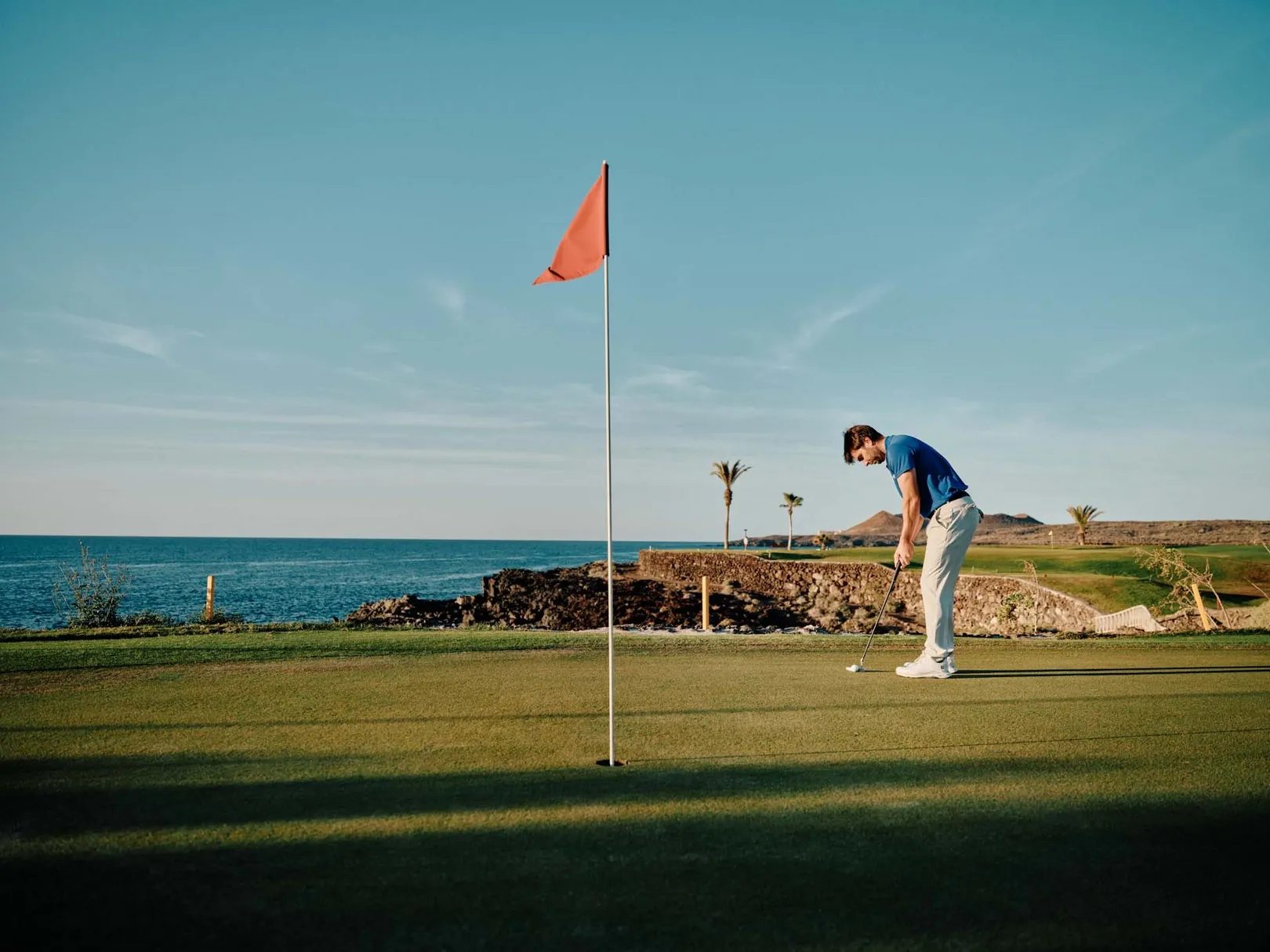 SergioVillalba_GOLF_AMARILLA_sRGB_ 3_edited.jpg