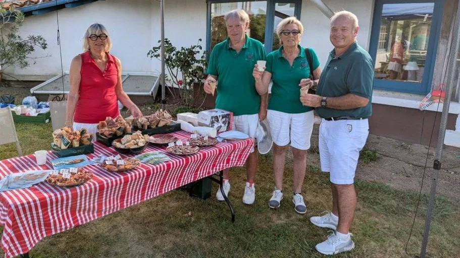 le stand de ravitaillement_edited.jpg