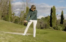 Chipper une balle enfoncée