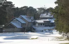 Question de débutant : On peut jouer au golf en hiver ?