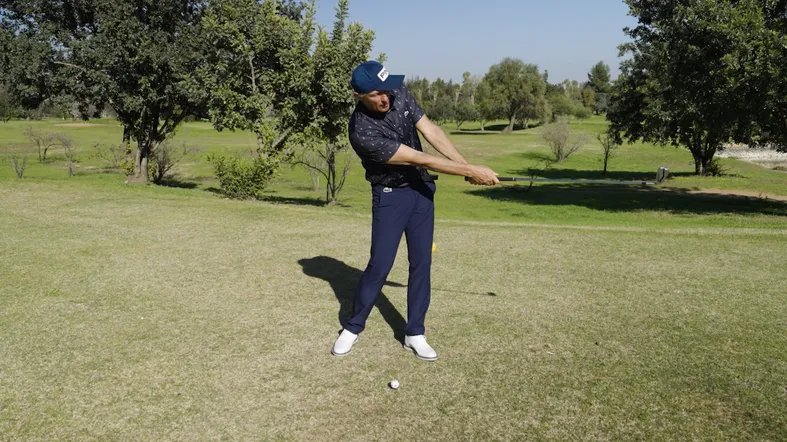 Duo de tips : Une casquette pour contrôler le swing