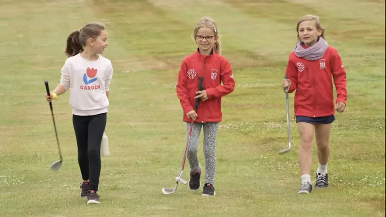 Ping Junior Series : Les enfants d'abord