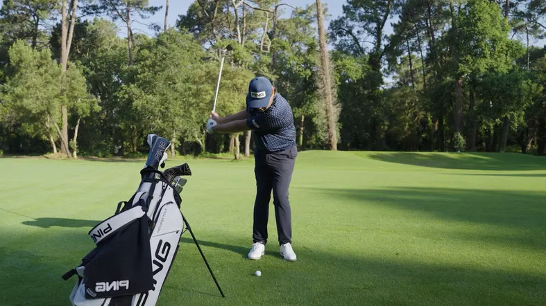 Le magicien Dubuisson : Coup de wedge à 50 mètres