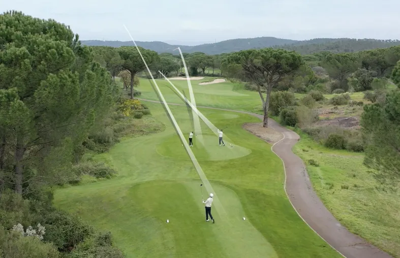 Trois options au départ d'un Par 5
