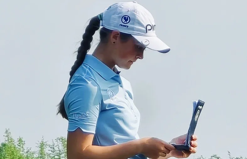 Trophée Esmond : Téodora Nikolovski stoppée en quart