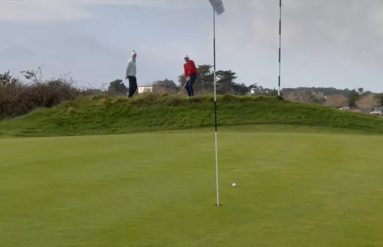 Le gros rough autour du green
