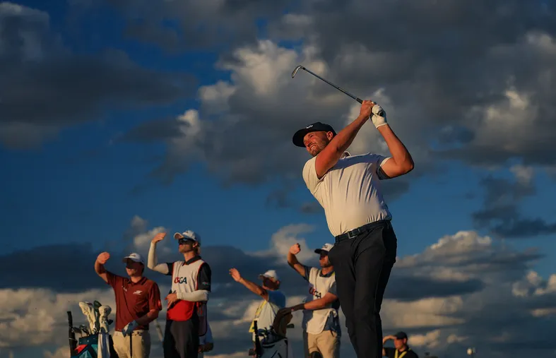 U.S. Open : Wyndham Clark s'envole à Shinnecock