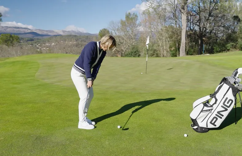 Assurer un chip-putt