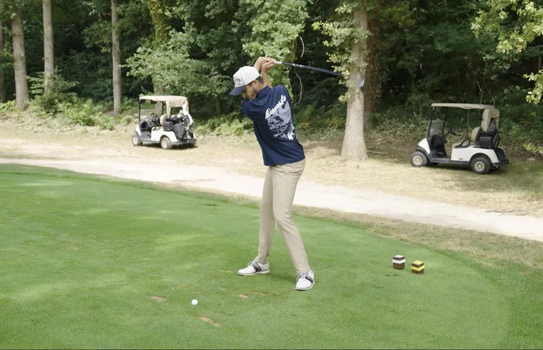 Petit Par 4, on fait quoi ?