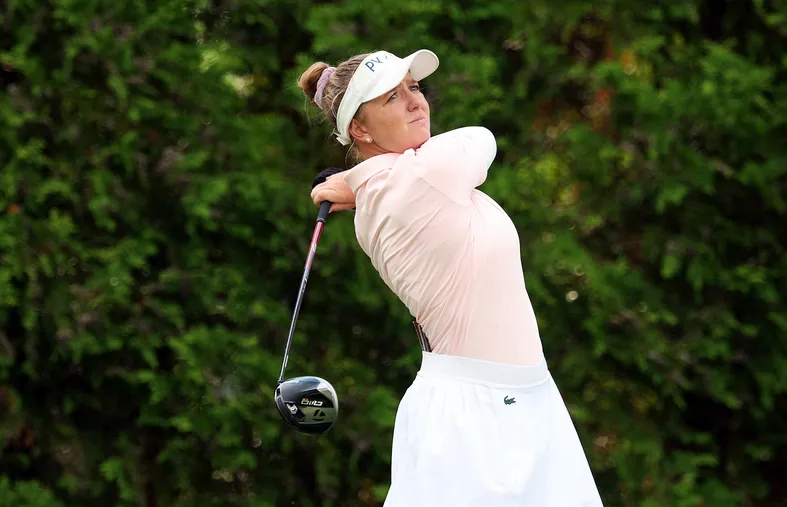 Standard Portland Classic : Cernousek prend seule la tête