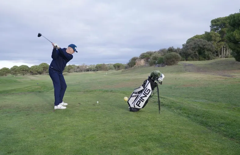 Break 100/90/80 : Un Par 4 avec un gros dogleg