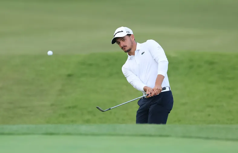 Golf professionnel : Vaillant juste derrière les leaders