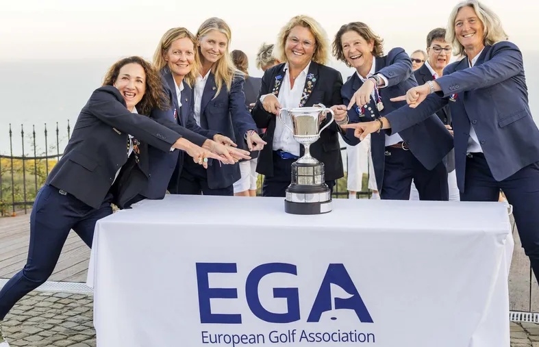 Championnats d'Europe par équipe seniors : Un grand chelem français