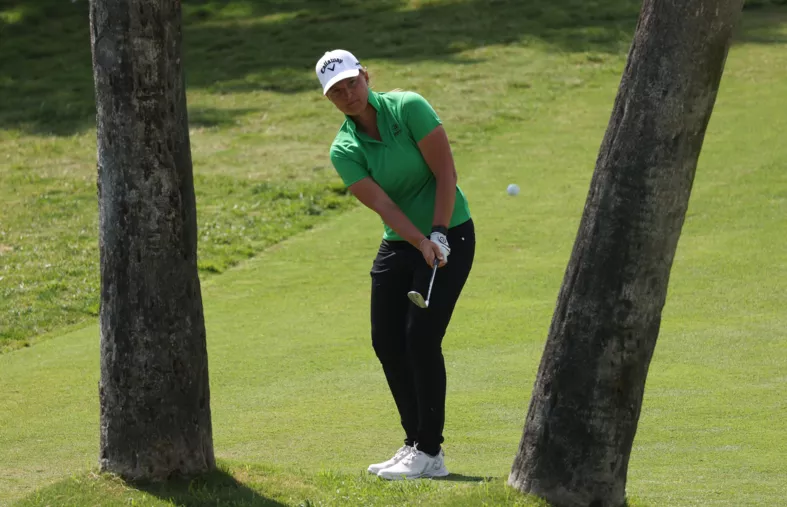 JM Eagle LA Championship : Perrine Delacour grapille