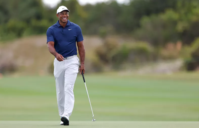 Tiger Woods : « Un tournoi par mois »
