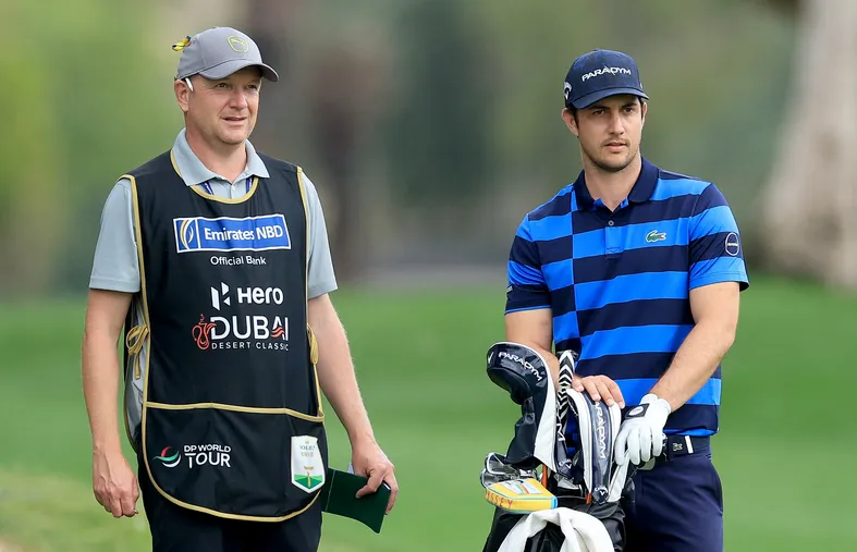 C’est quoi la vie d’un caddie sur le Tour ?