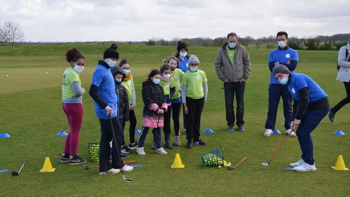 Semaine Olympique et Paralympique, initiation au Golf National (2021)