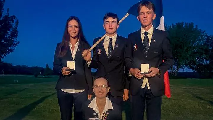 358095837_10231051661773912_4420121981667130763_n_edited.jpg