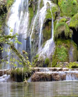La cascade des Tufs aux Planches-près-Arbois