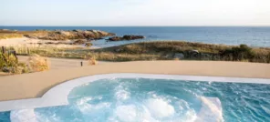 La Presqu'île et un bain à remous