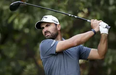 Genesis Championship : Rozner coleader, Couvra 3e