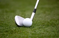 Pourquoi les clubs de golf ont-ils des stries ?