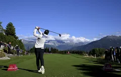 Pourquoi les balles de golf vont plus loin en altitude ?